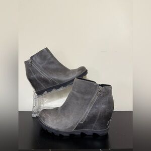 *last chance*Women's Gray Ankle Boots